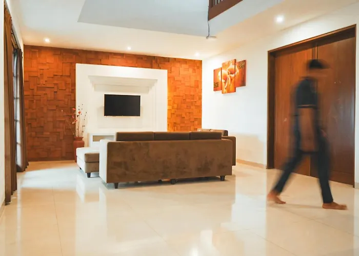 فيلة Bale Gede Luxury *