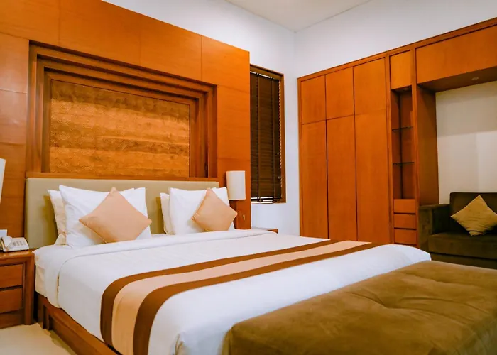 Bale Gede Luxury سمينياك