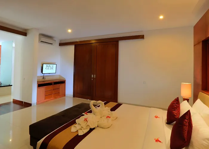 Bale Gede Luxury فيلة