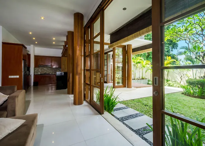 Bale Gede Luxury فيلة