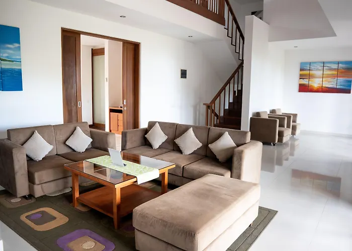Bale Gede Luxury فيلة سمينياك